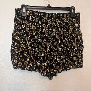 Treasure and Bond Floral Black and Yellow Women's Shorts Size S